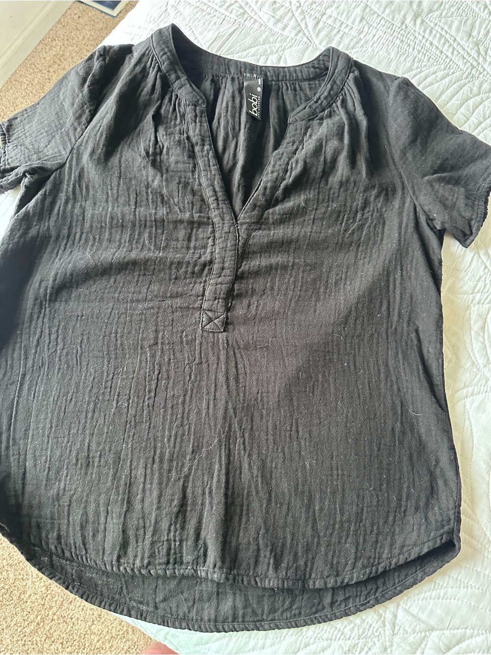 BiBi Black Short-Sleeve Split V-Neck Tee NWOT